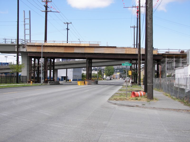 bridgeoverairportway.jpg
